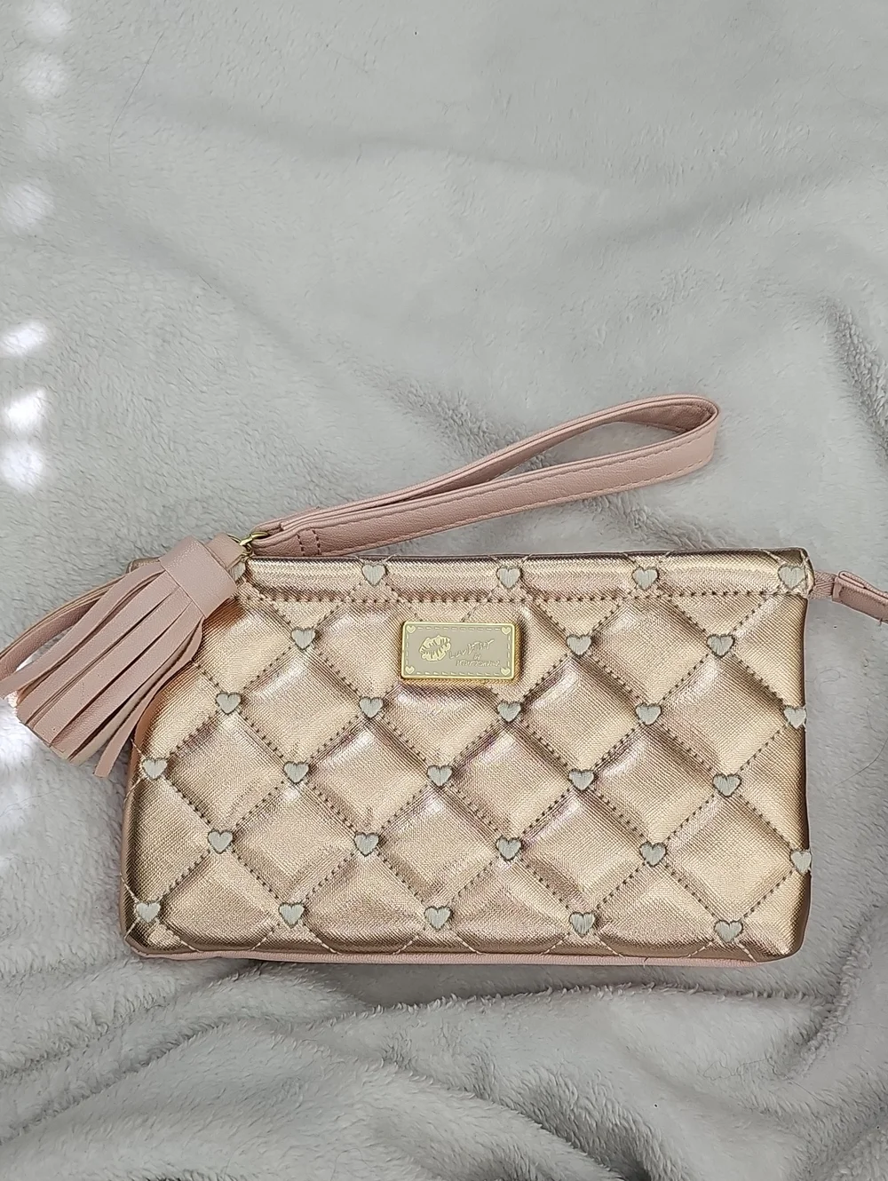 Luv Betsey Betsey Johnson Champagne Gold Heart Quilted Wristlet